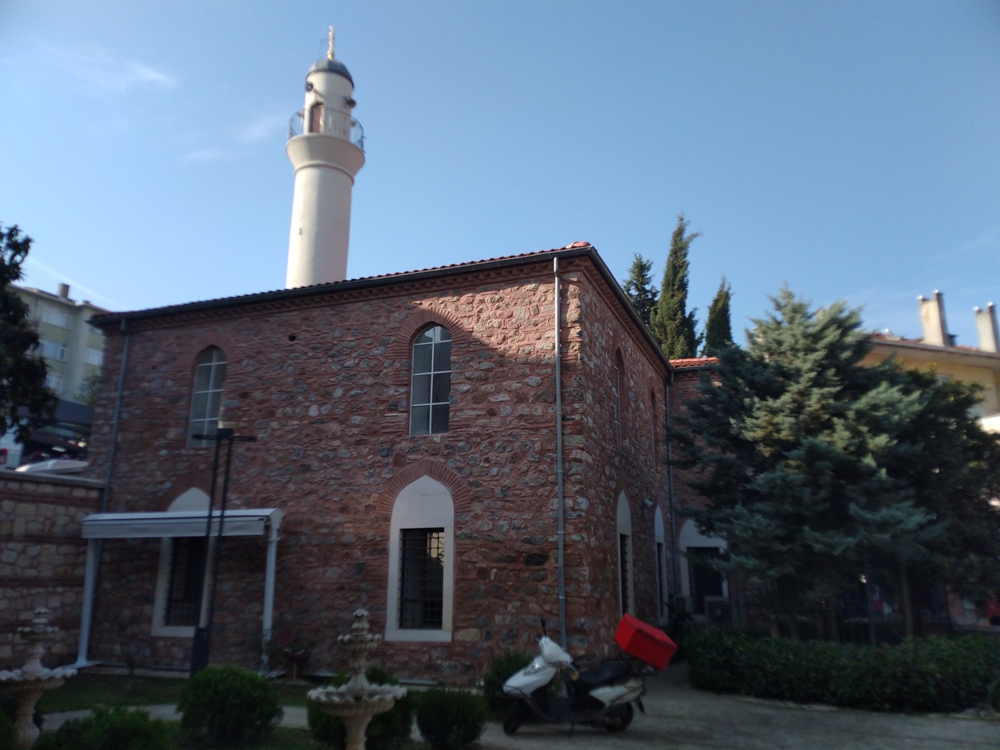 Gülfem Hâtun Camii