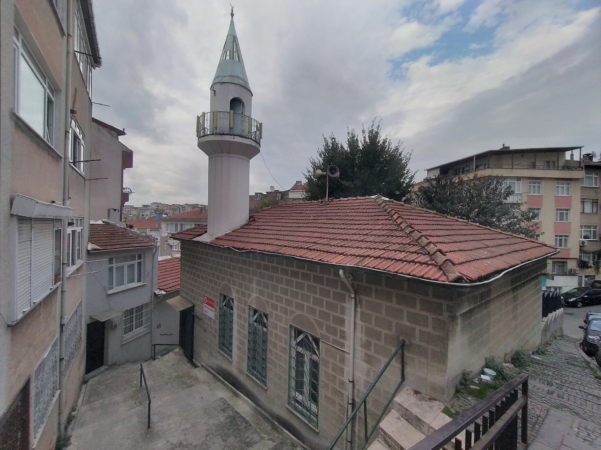 TOYGAR HAMZA ÇELEBİ CAMİİ